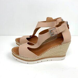 New Gentle Souls by Kenneth Cole Elyssa Easy T-Strap Wedge Sandals Sz 9